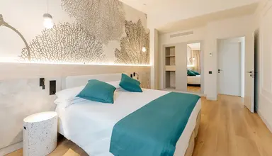 R2 Higos Beach Apartments