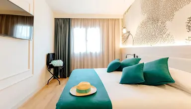 R2 Higos Beach Apartments