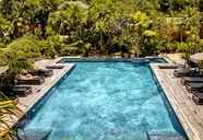 Radhoo Tulum
