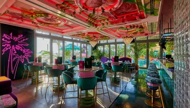 Radisson Beach Resort Palm Jumeirah