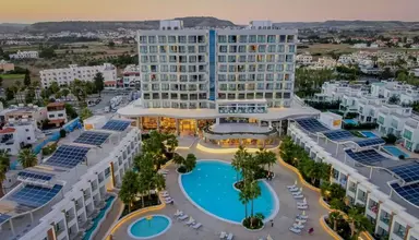Radisson Beach Resort 