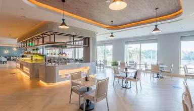 Radisson Blu Abu Dhabi Corniche