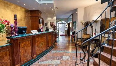Radisson Blu Altstadt