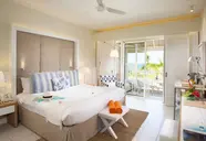 Radisson Blu Azuri Resort & Spa