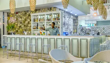 Radisson Blu Azuri Resort & Spa