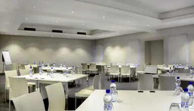 Radisson Blu Azuri Resort & Spa