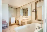 Radisson Blu Azuri Resort & Spa
