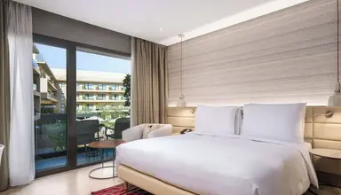Radisson Blu Carre Eden
