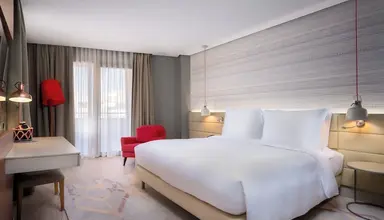 Radisson Blu Carre Eden