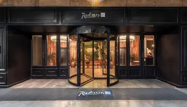 Radisson Blu Carre Eden