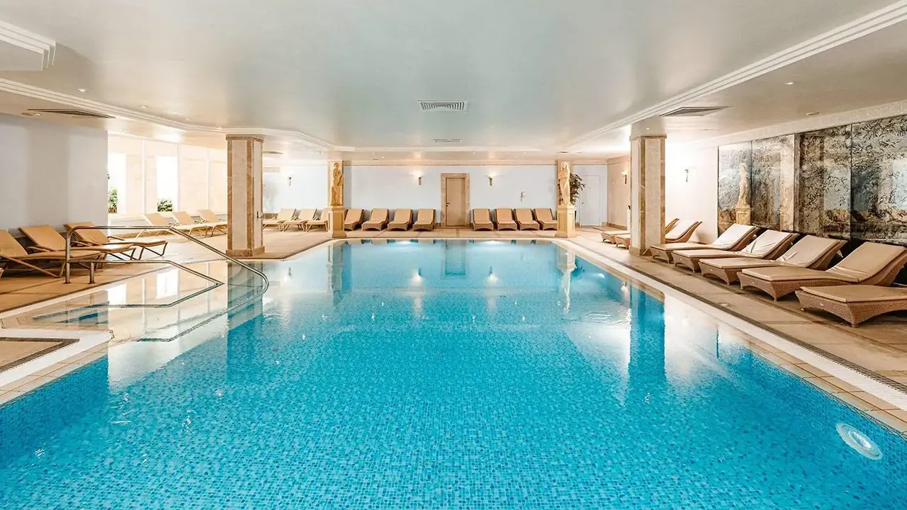 Radisson Blu Golden Sands
