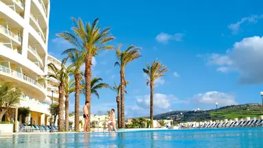 Radisson Blu Golden Sands