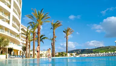 Radisson Blu Golden Sands