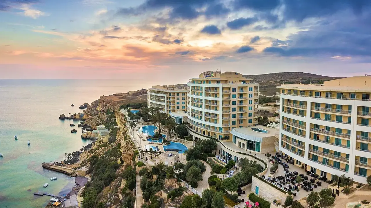 Radisson Blu Golden Sands