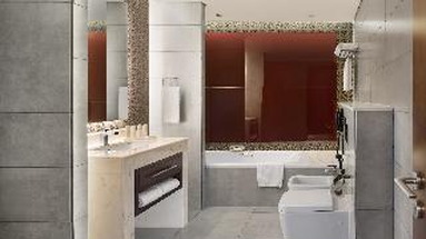 Radisson Blu Waterfront Dubai