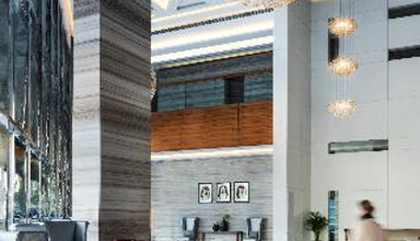 Radisson Blu Waterfront Dubai