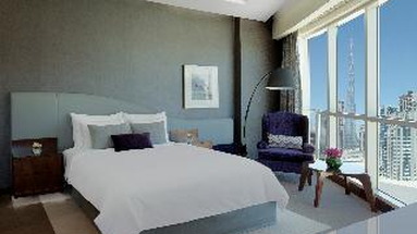Radisson Blu Waterfront Dubai
