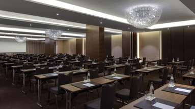 Radisson Blu Waterfront Dubai