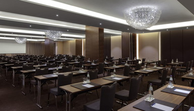 Radisson Blu Waterfront Dubai