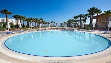 Radisson Blue Resort and Spa (Cesme)