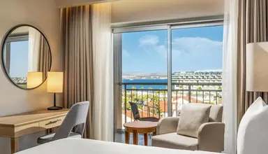 Radisson Blue Resort and Spa (Cesme)