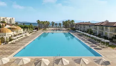 Radisson Blue Resort and Spa (Cesme)