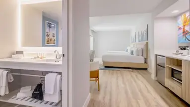 Radisson Miami Beach