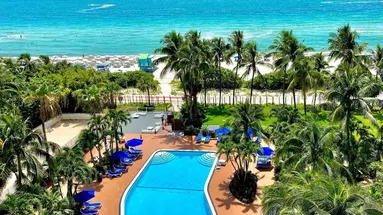 Radisson Miami Beach