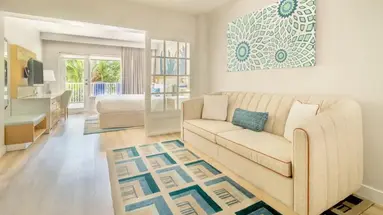 Radisson Miami Beach