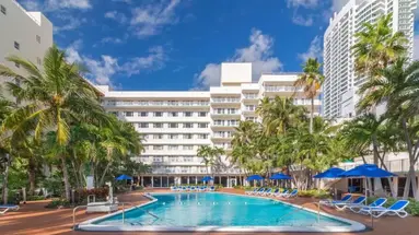 Radisson Miami Beach