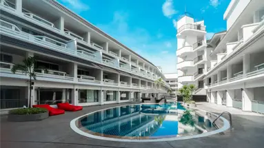 Radisson RED
