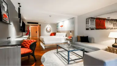 Radisson RED
