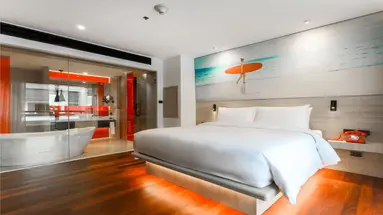 Radisson RED