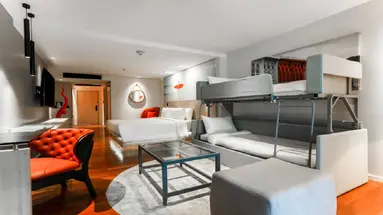 Radisson RED