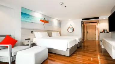 Radisson RED