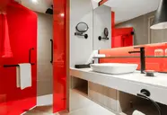 Radisson RED