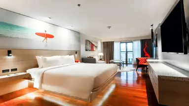 Radisson RED