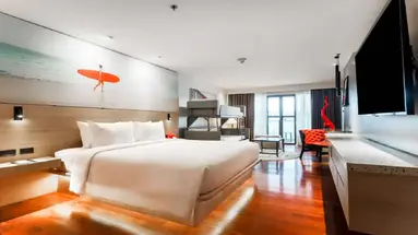 Radisson RED