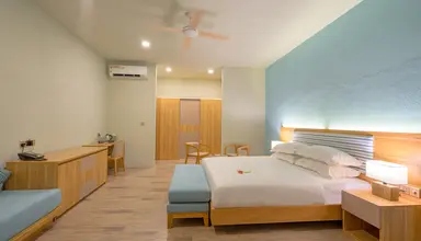 Rahaa Resort