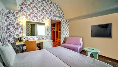 Ramada by Wyndham Loutraki Poseidon Resort