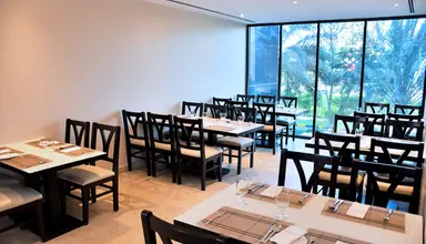 Ramada Hotel & Suites Ajman
