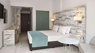 Ramada Hotel & Suites Ayia Napa
