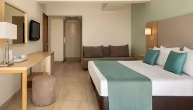 Ramada Hotel & Suites Ayia Napa