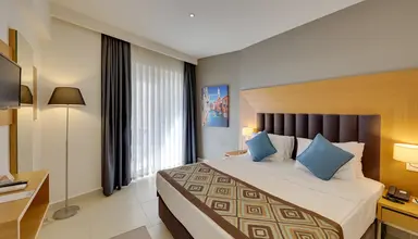 Ramada Hotel & Suites