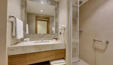 Ramada Hotel & Suites