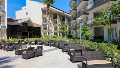 Ramada Hotel & Suites
