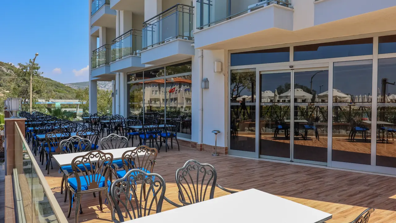 Ramada Hotel & Suites