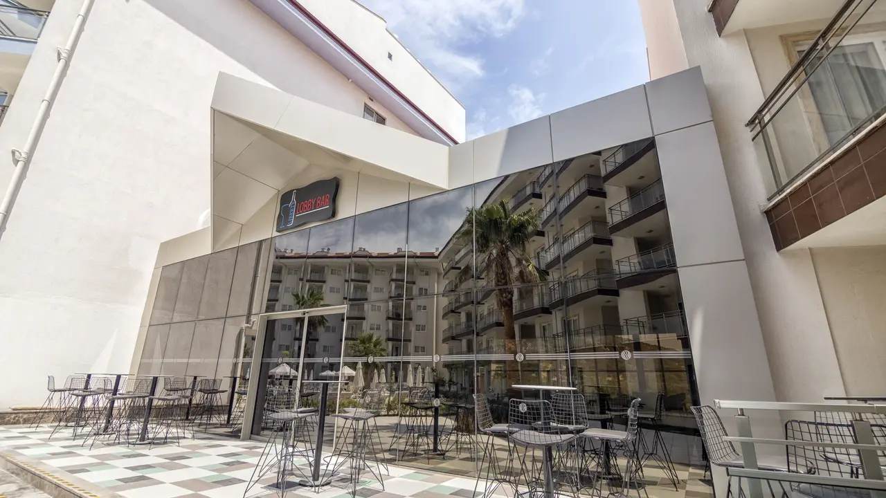 Ramada Hotel & Suites