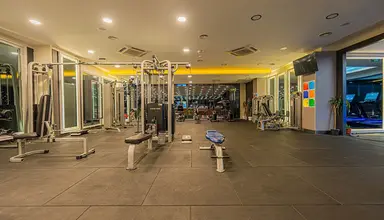 Ramada Hotel & Suites