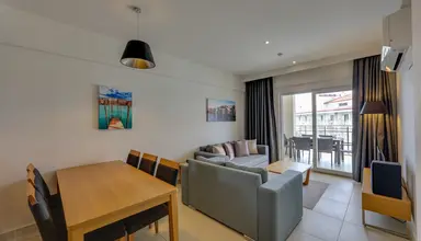 Ramada Hotel & Suites